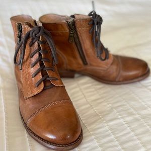 Nearly new bedstead boots.  Only worn once!